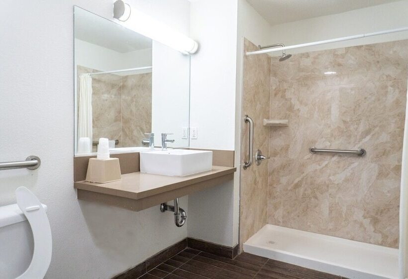 Номер Deluxe, Maywood Inn