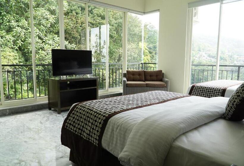 小型套房, Arainn Bed & Breakfast Tretes Prigen By Ecommerceloka