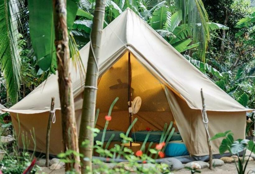 스탠다드 4인용 룸 공용 욕실, Rio Hostel Buritaca