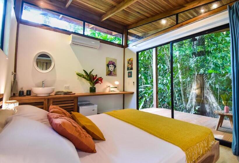 수피리어 방갈로, Satta Lodge