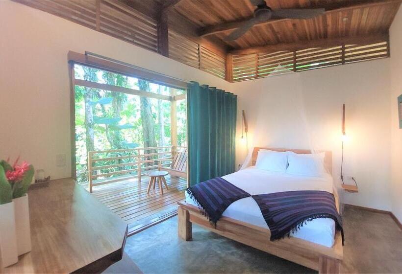 스탠다드 방갈로, Satta Lodge