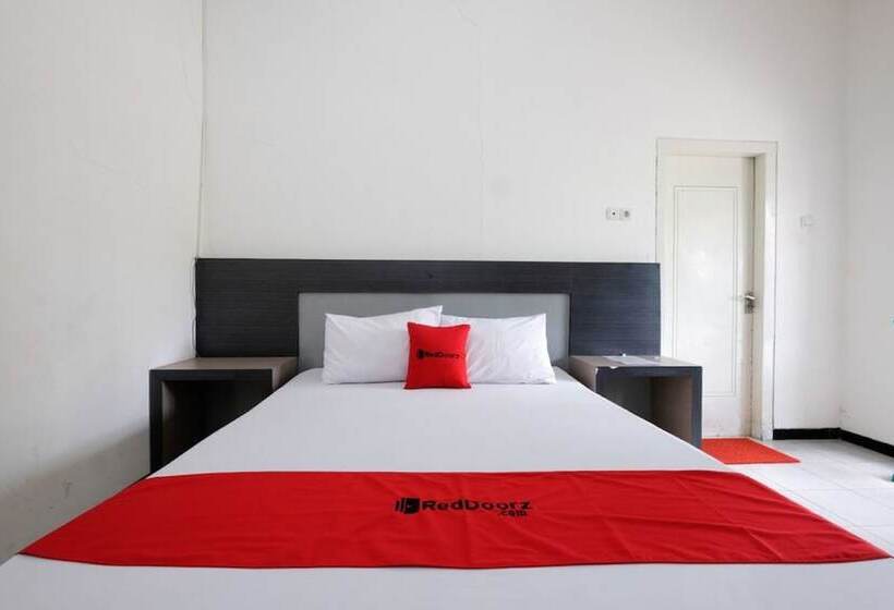 Номер Стандарт, Reddoorz Near Moro Mall Purwokerto