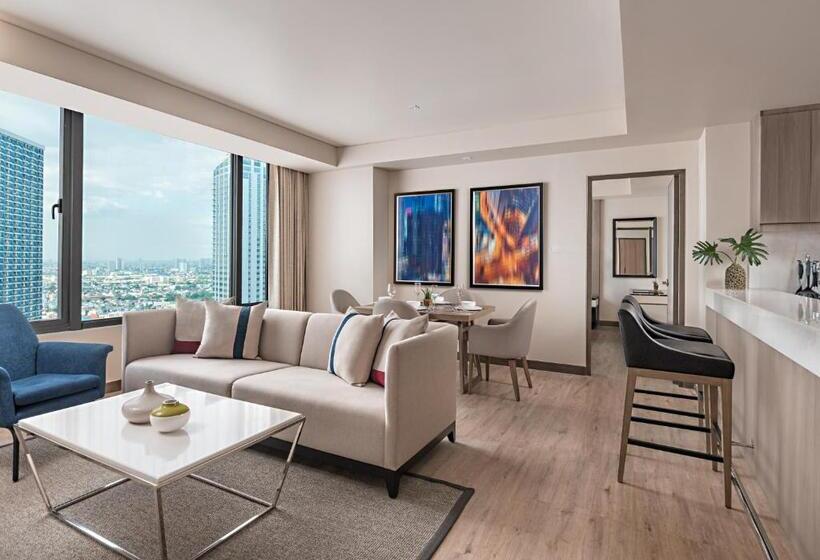 豪华两卧室公寓, Seda Residences Makati