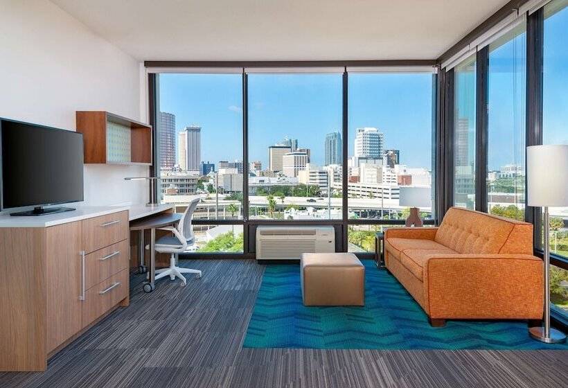 Люкс Кровать Кинг, Home2 Suites By Hilton Tampa Downtown Channel District
