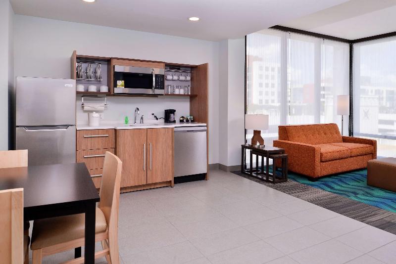Люкс Кровать Кинг, Home2 Suites By Hilton Tampa Downtown Channel District