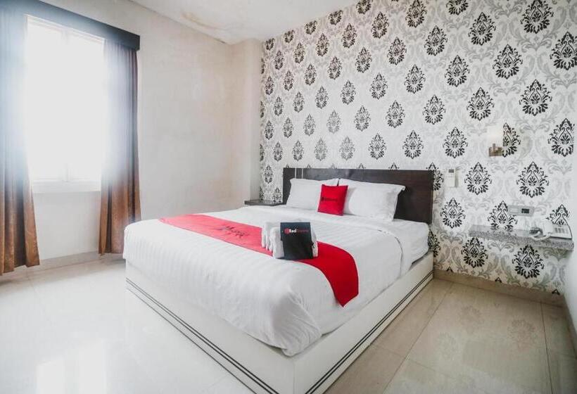 Люкс, Reddoorz Plus Near Universitas Negeri Makassar