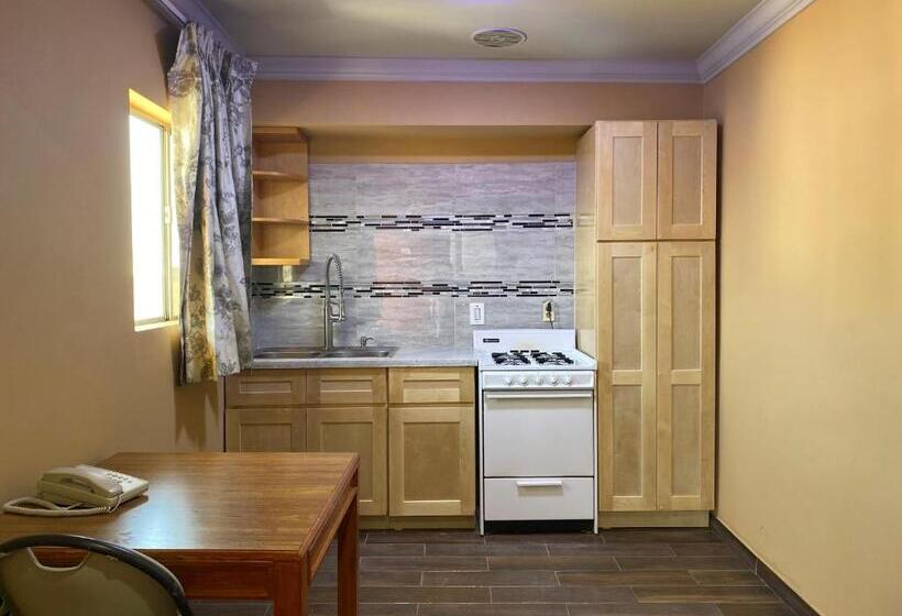 Номер Стандарт, Villa Park Motel