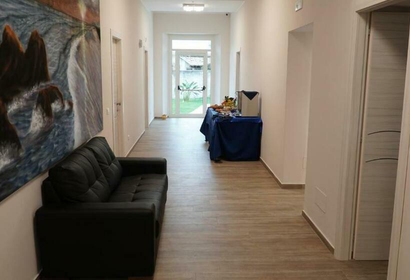 Студия Стандарт Двуспальная Кровать, Asterias Residence