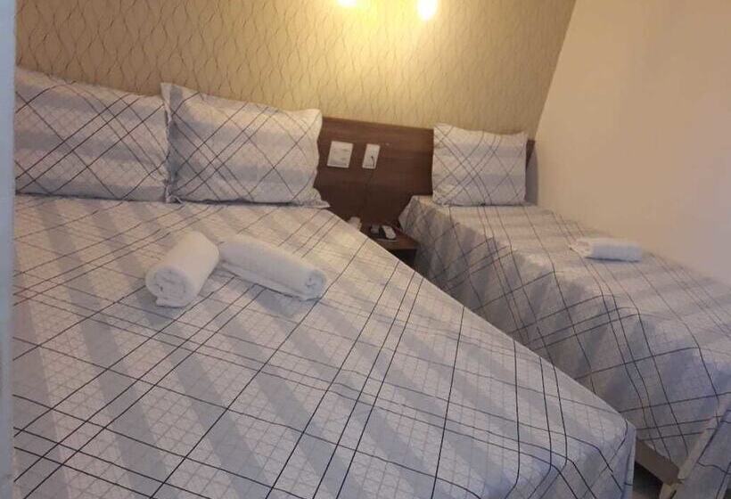 Quarto Triplo Estandar, Pousada Aliança