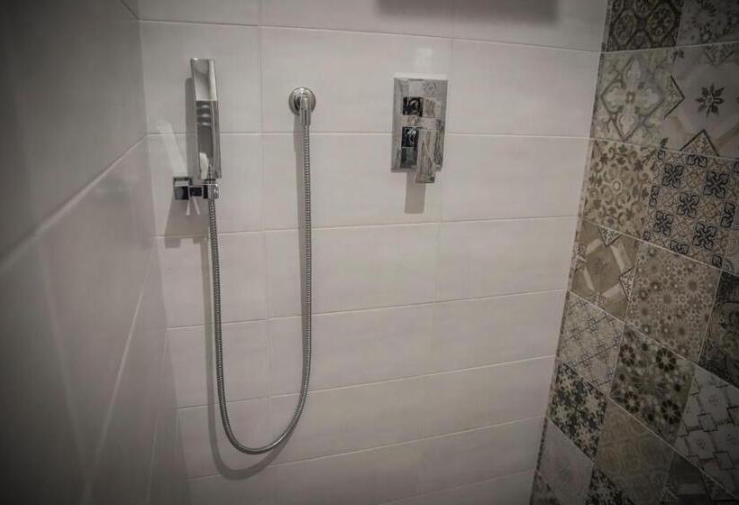 Трехместный Номер Deluxe, Urban Relax