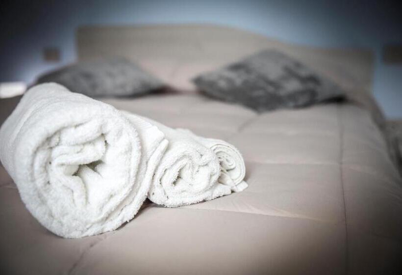 Трехместный Номер Deluxe, Urban Relax