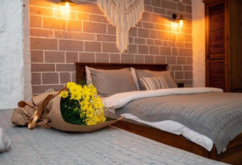 Quarto deluxe, Cunda