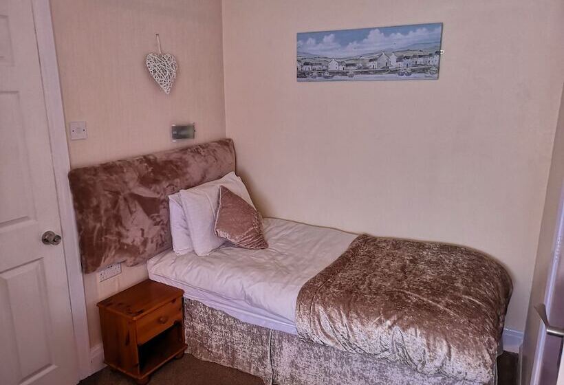 Family Room, The Rufford