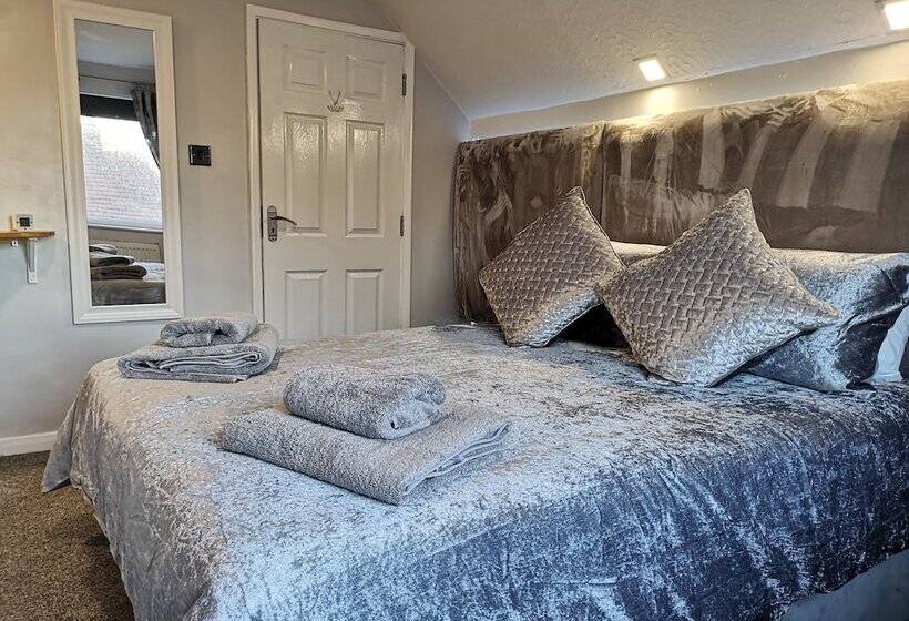 Deluxe Room, The Rufford