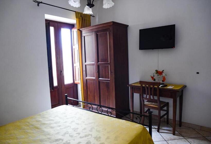 آپارتمان 1 خوابه با بالکن, Residence Marina Corta