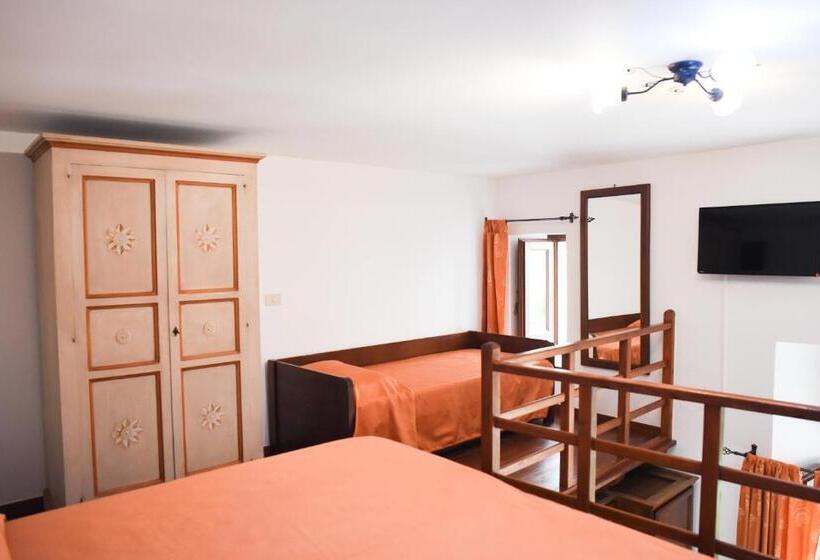 استودیوی استاندارد, Residence Marina Corta