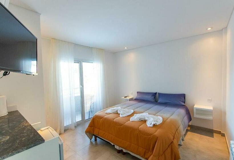 4인용 수피리어 룸, Brezos Hotel & Spa