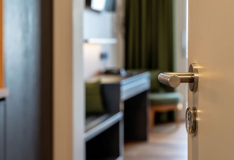 اتاق خانوادگی, Augsburg Hotel Sonnenhof