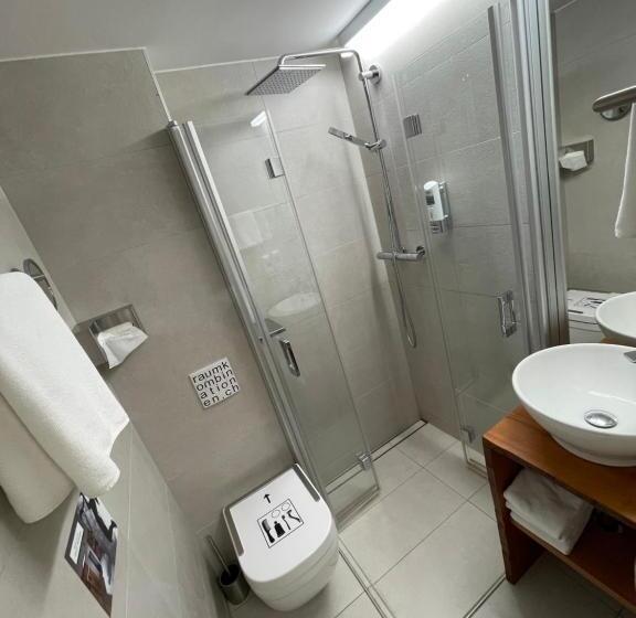 اتاق ساده سه‌ نفره, Boutique Hotel Bs16 Before Bern City Parking Gratis