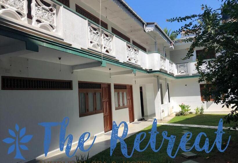수피리어 룸, The Retreat