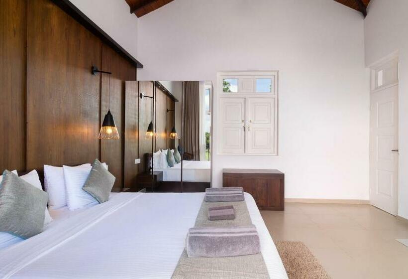 수피리어 룸, Subaseth Villa