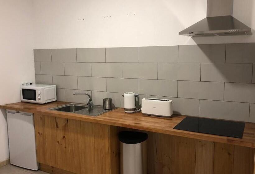Quarto Estandar Individual Banheiro Compartilhado, Columbus Apartments Co Living