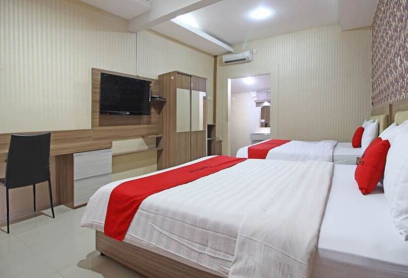 Семейный Номер, Reddoorz Near Jogja City Mall