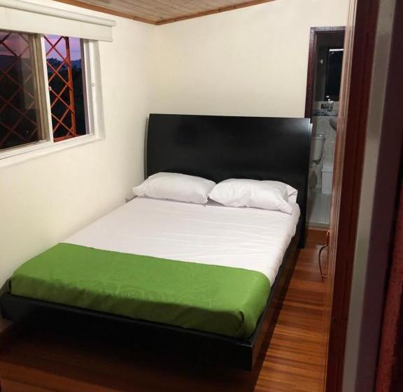 Quarto Estandar Vista Montanha, Alojamiento Campestre Hawaii