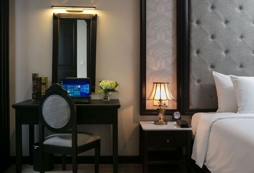 مجموعه ویستا شهر, Sen Grand Hotel & Spa Managed By Sen Group