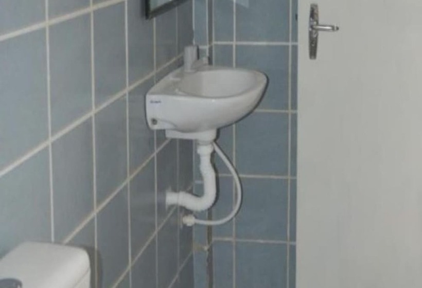 Quarto Triplo Estandar, Pousada Brisa De Saquarema