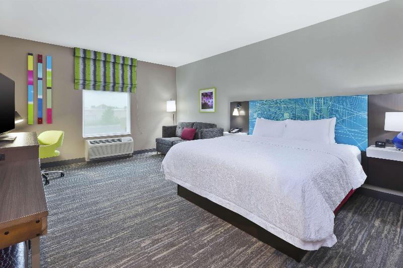 Стандартный Номер Кровать Кинг, Hampton Inn Sedalia