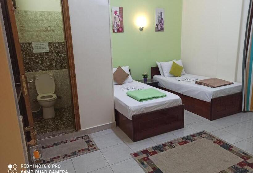 اتاق استاندارد, Golden Star Hostel