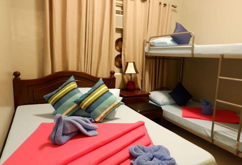 Четырехместный Номер Стандарт, Connecting Flight Mactan Cebu Hostel