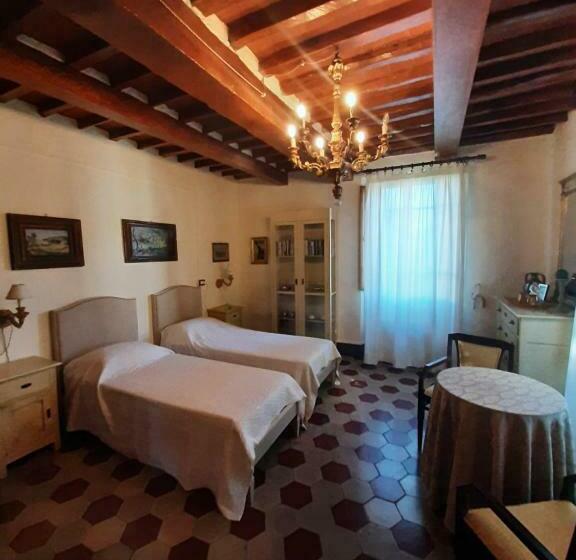 اتاق استاندارد چهار تخته, Antica Fattoria La Verdina