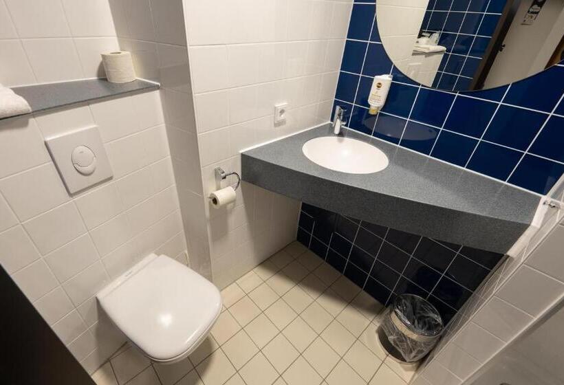 标准单人间, B&b Hotel Bremen überseestadt