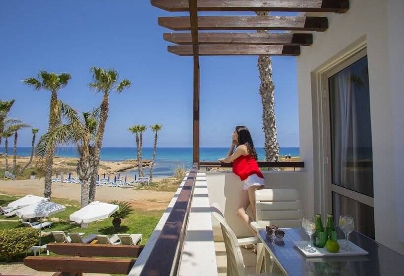 带2个卧室的套房, Louis Althea Beach