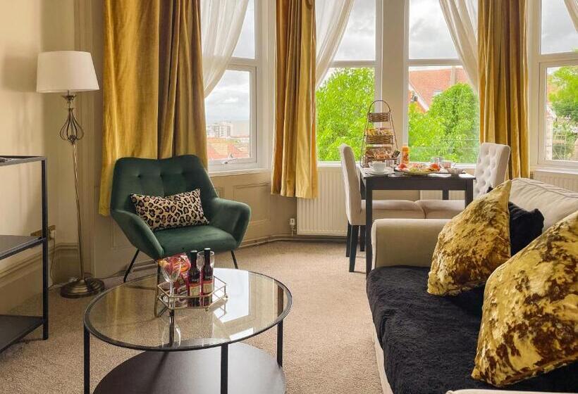 Люкс Superior Вид на Море, Timbertop Suites   Adults Only
