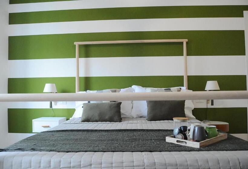 اتاق لوکس, The Corner 180 Suite