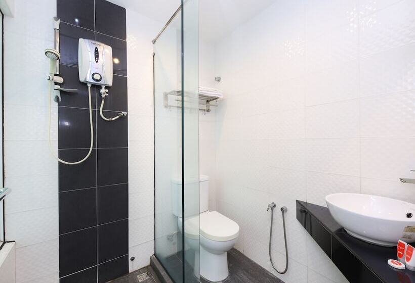 اتاق استاندارد, Oyo 442 Marvelton