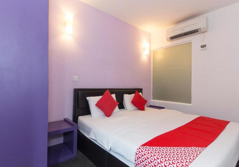 اتاق لوکس با تخت بزرگ, Oyo 442 Marvelton