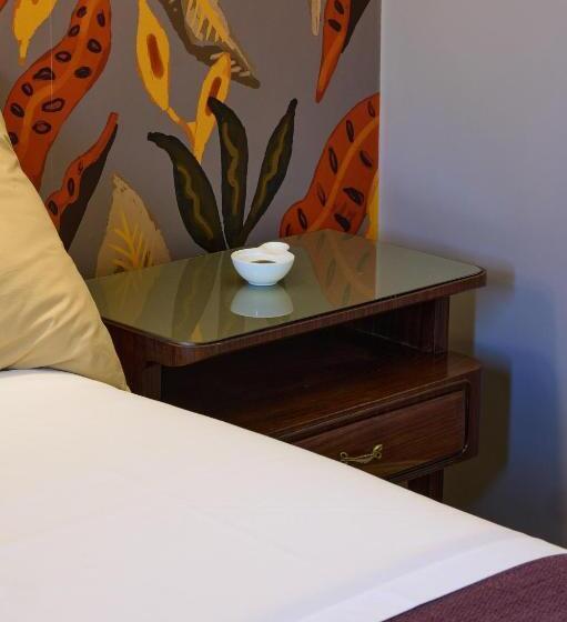 اتاق لوکس با بالکن, Villa Marengo Guest House