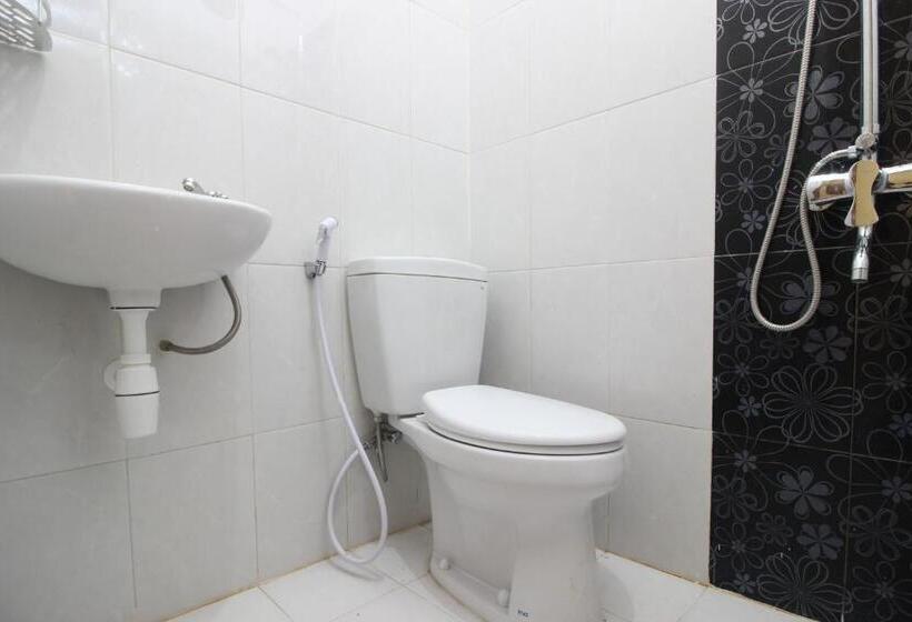 Номер Economy, Reddoorz @ Jalan Parangtritis