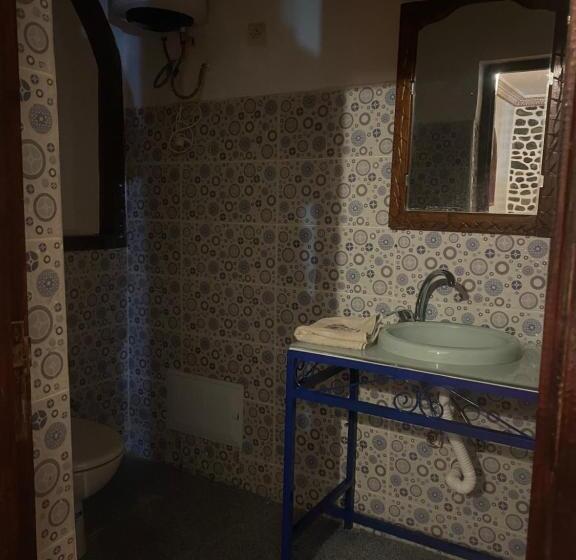 Трехместный Номер Стандарт Вид на Бассейн, Riad Malak