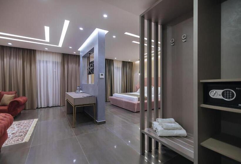 Люкс с гидромассажем, Brilliant Hotel & Spa