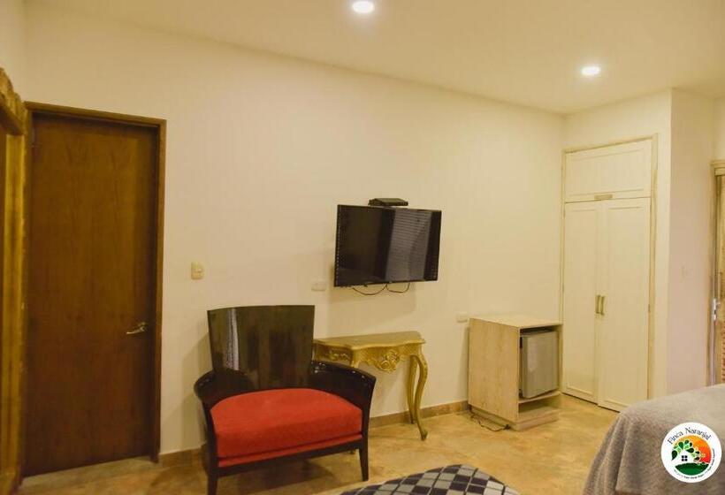 Трехместный Номер Стандарт с Балконом, Finca Naranjal