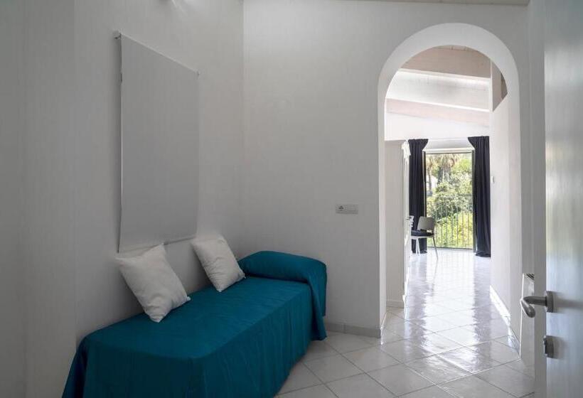 Трехместный Номер Superior, Residenza D'epoca Olimpia