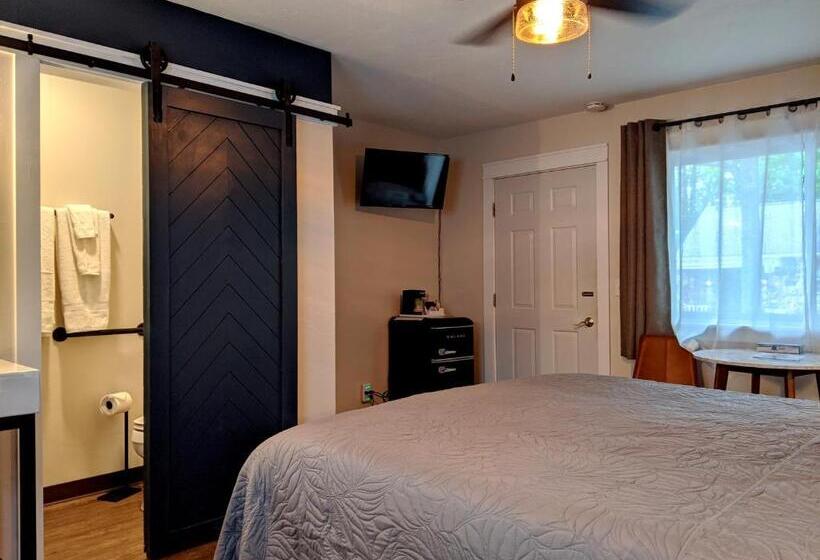 Стандартный Номер Кровать Кинг, Cedar Court Inn