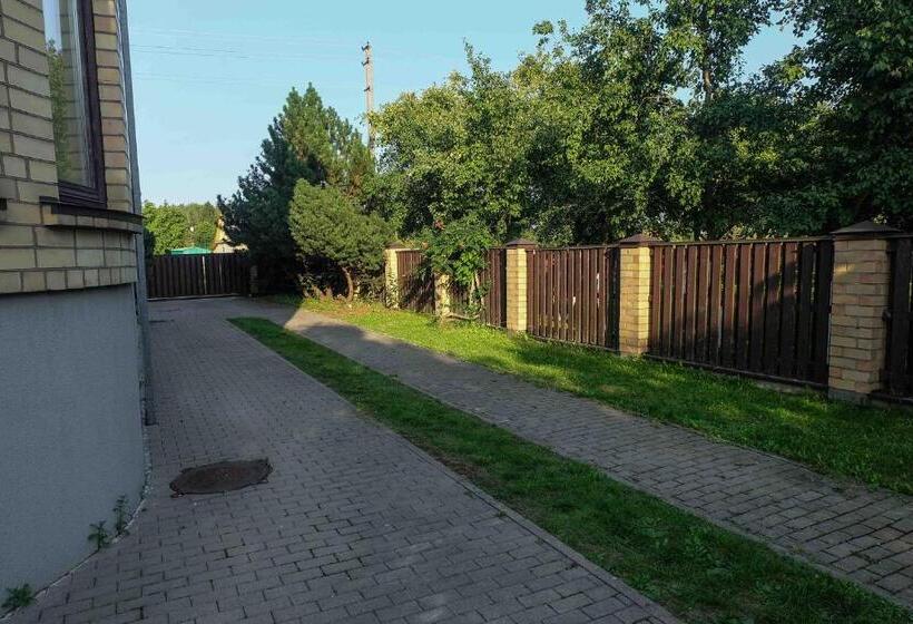 اتاق استاندارد چهار تخته, A&l Private Rooms In Kaunas