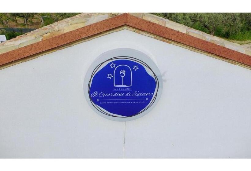 Вилла с 1 спальней и бассейном, Il Giardino Di Epicuro