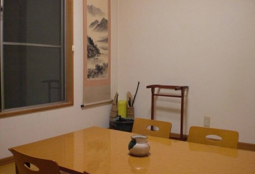 Economy Triple Room, Numazu Ikyuuan 沼津一休庵